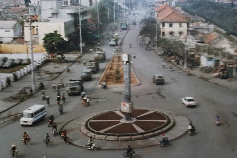 Ảnh với chú thích