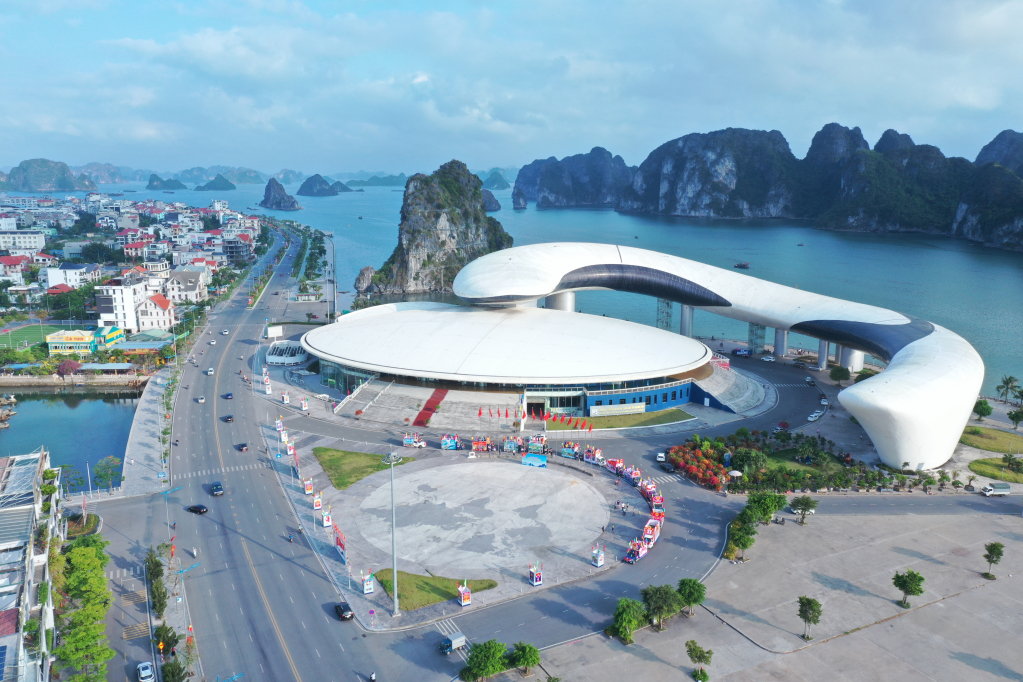 Ảnh với chú thích