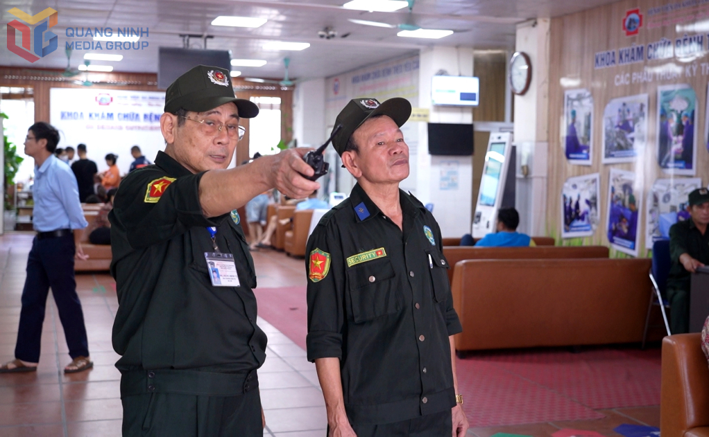 Ảnh với chú thích