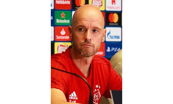 HLV Erik Ten Hag bị Leverkusen sa thải chỉ sau 2 trận cầm quân