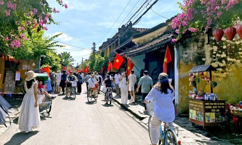 Hơn nửa triệu khách đến Đà Nẵng dịp Tết Độc lập, đứng thứ 2 tìm kiếm trên Booking.com