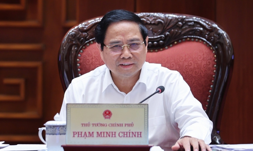 Thủ tướng: Tiếp tục đổi mới tư duy, cách làm trong đầu tư công, tập trung cho các dự án "xoay chuyển tình thế"