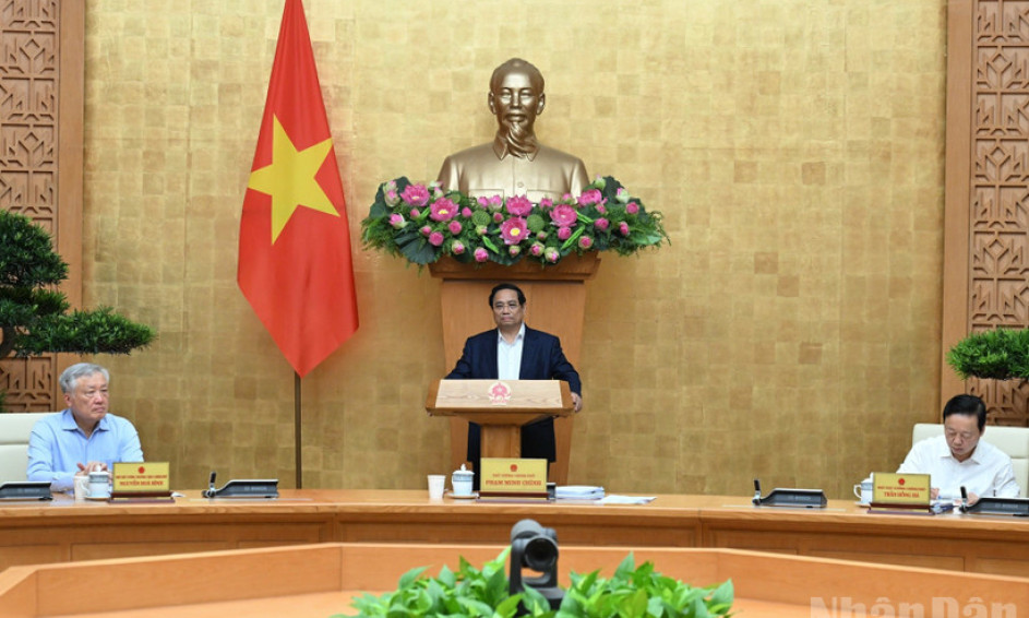Hoàn thiện khung khổ pháp luật, nâng cao hiệu lực, hiệu quả hoạt động quản lý nhà nước