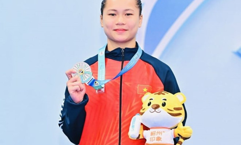 Karate Việt Nam giành 2 huy chương bạc giải vô địch trẻ châu Á 2025