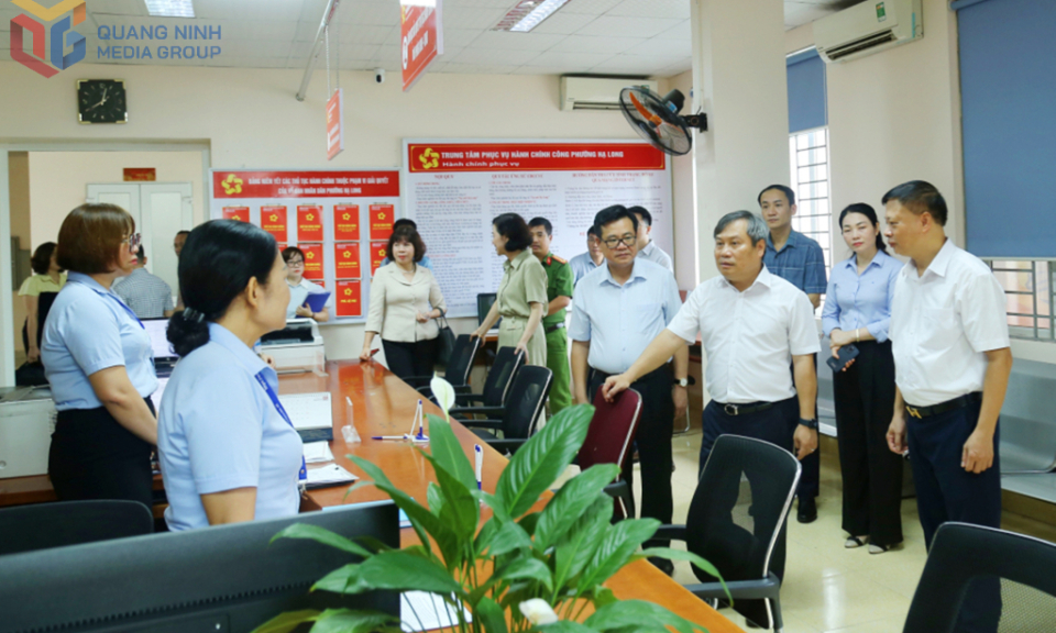 Nỗ lực kiến tạo nền hành chính phục vụ 