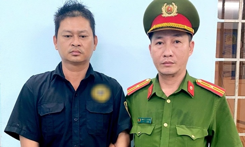 Tạm giữ người đàn ông say xỉn, vô cớ đánh người ở TP.HCM