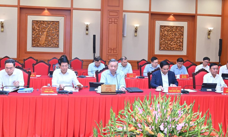 Bộ Chính trị làm việc với Ban Thường vụ Đảng ủy Công an Trung ương