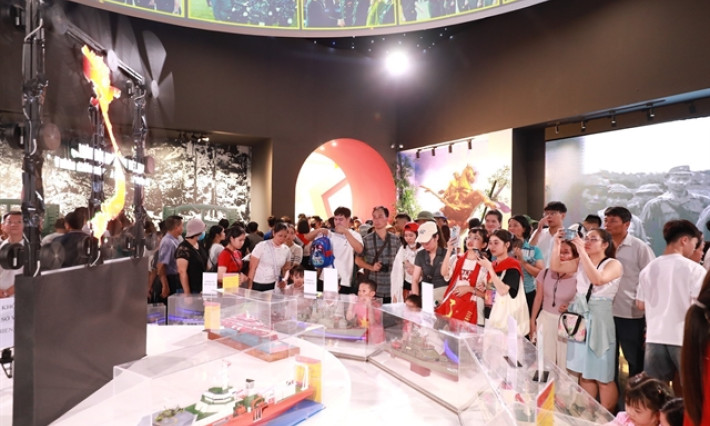 Exhibition of national achievements draws 6.5 million visitors