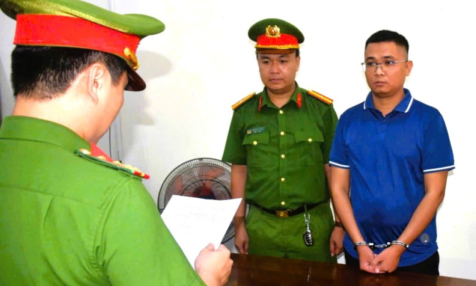 Đà Nẵng bắt, khởi tố nhân viên ngân hàng lừa đảo hơn 15 tỉ đồng