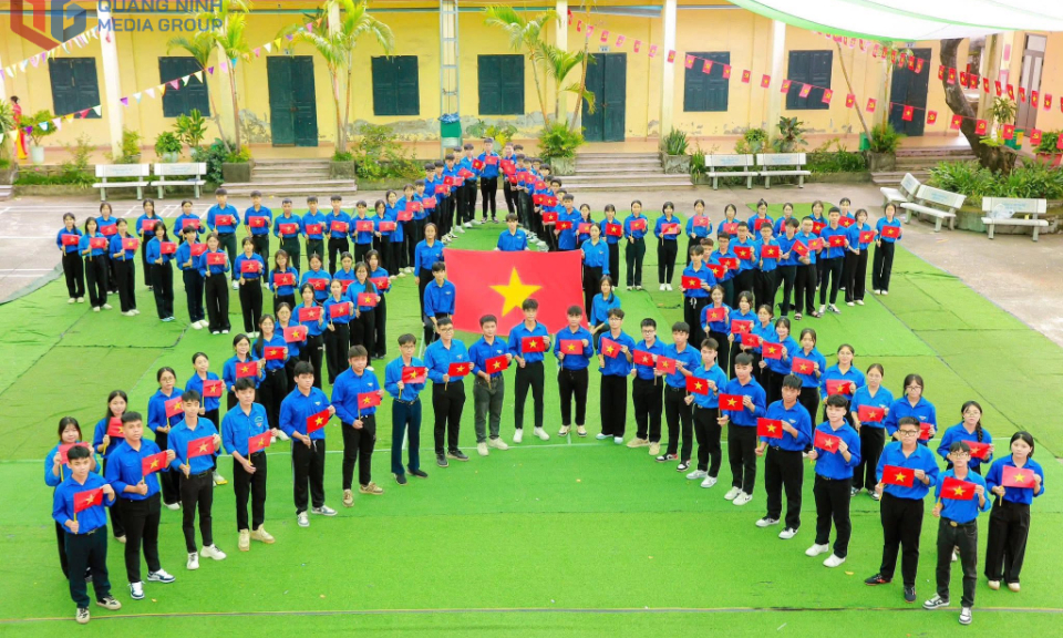 Giáo dục đạo đức cách mạng cho thanh niên
