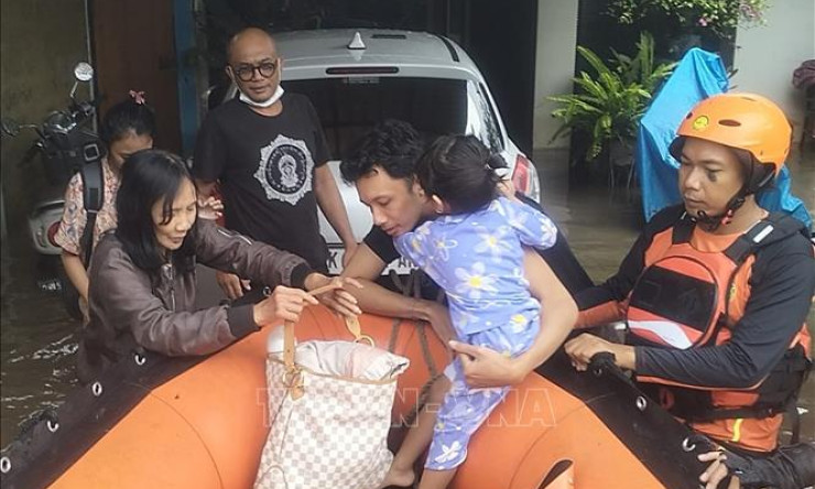 Indonesia: Lũ quét làm ít nhất 15 người thiệt mạng, hàng nghìn người phải sơ tán