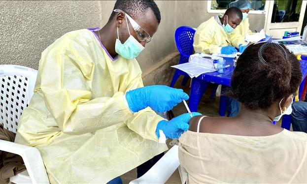Dịch Ebola bùng phát tại CHDC Congo