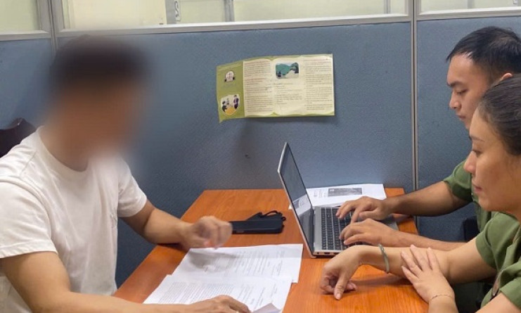 Công an Hà Nội làm việc với Độ Mixi về hành vi sử dụng chất cấm và phát ngôn lệch chuẩn