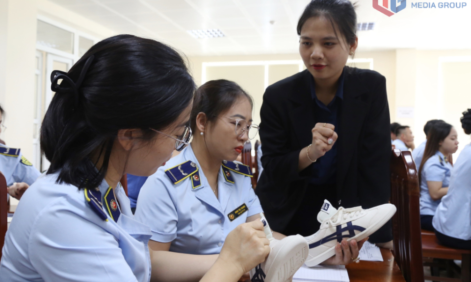 Tập huấn phân biệt hàng thật - hàng giả năm 2025