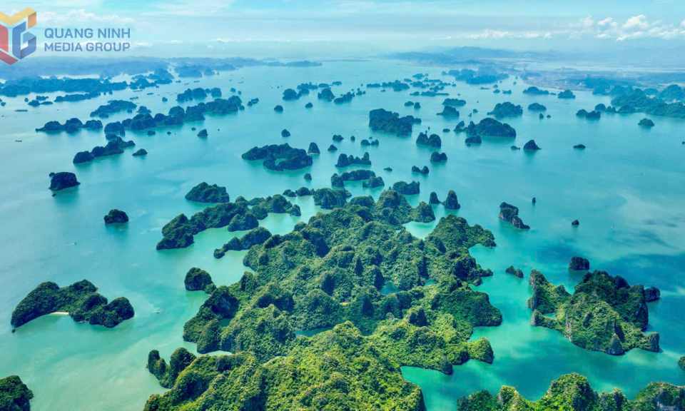 Ngắm vịnh Hạ Long đẹp say lòng