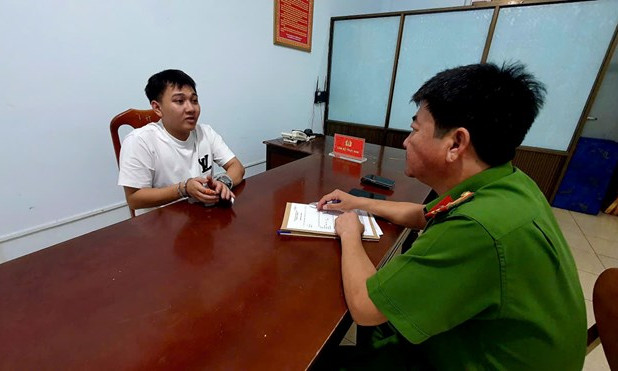 Công an Đắk Lắk đón lõng, bắt giữ đối tượng dùng ly thủy tinh ném bạn nhậu tử vong