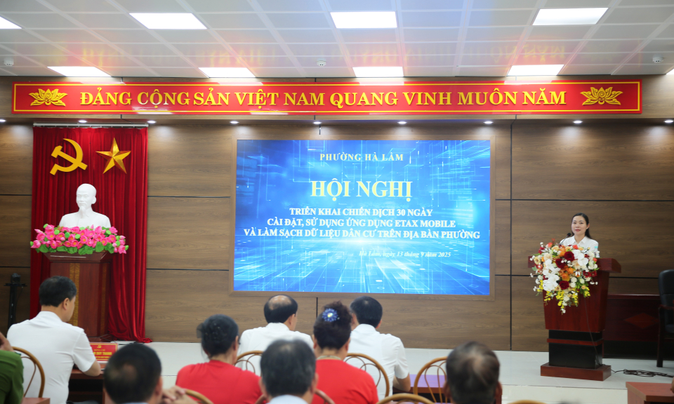 Phường Hà Lầm phát động Chiến dịch “30 ngày cài đặt, sử dụng ứng dụng Etax Mobile và làm sạch dữ liệu dân cư”