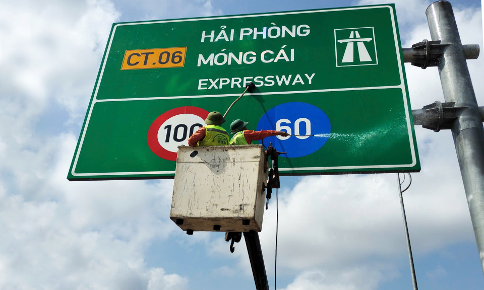 Để trục cao tốc dọc tỉnh luôn thông suốt, an toàn