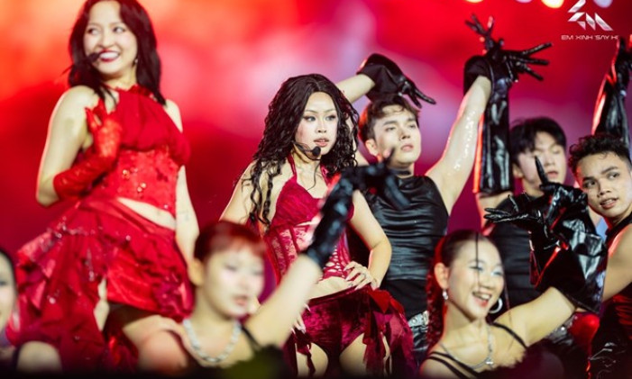 Tiết lộ thú vị về concert Em xinh say hi đêm 2 tại Hà Nội
