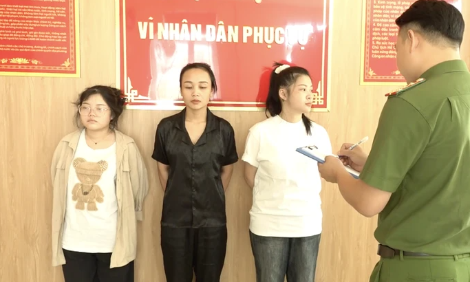 Bắt 3 nghi phạm lừa bán 13 người khác qua khu Tam giác vàng
