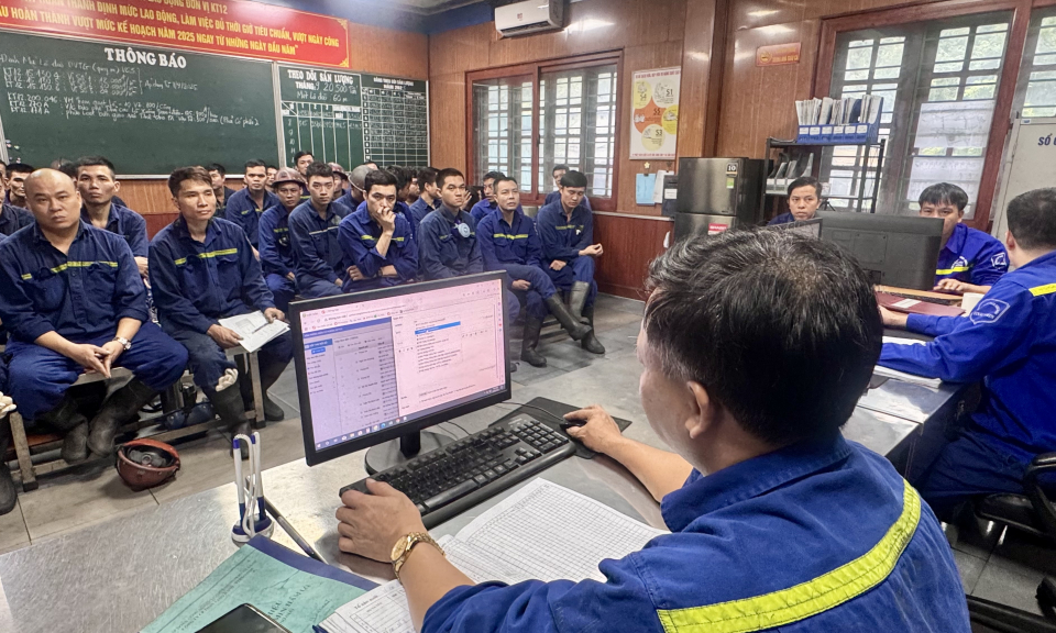 Nhân rộng mô hình giao ca điện tử trong các đơn vị ngành Than