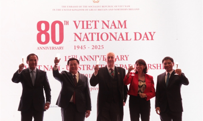 UK officials highlight Việt Nam's transformation