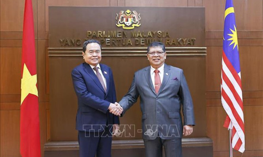 Chủ tịch Quốc hội Trần Thanh Mẫn hội đàm với Chủ tịch Hạ viện Malaysia