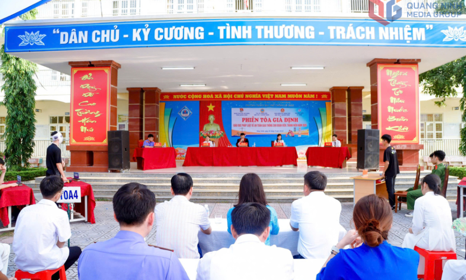 Phiên tòa giả định giáo dục pháp luật về an toàn giao thông cho đoàn viên, thanh niên