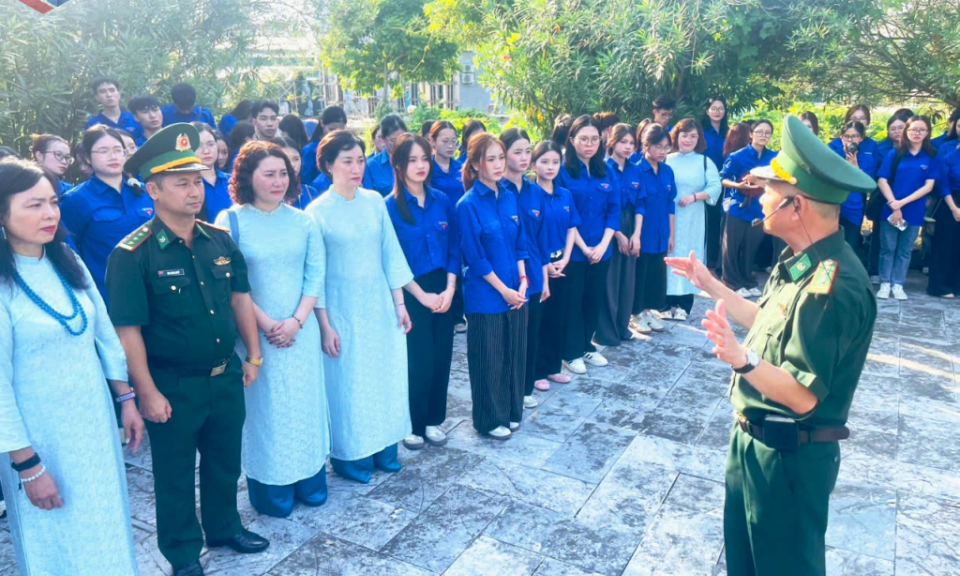 Đồn BPCK Quốc tế Móng Cái tổ chức "Tiết học biên cương" vì bình yên Tổ quốc
