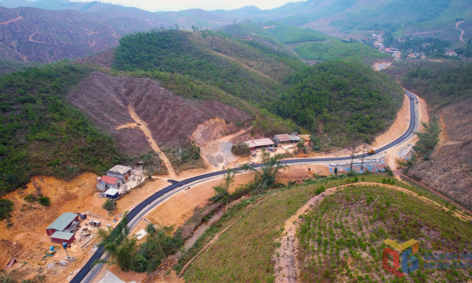 Đầu tư kết cấu hạ tầng vùng dân tộc thiểu số