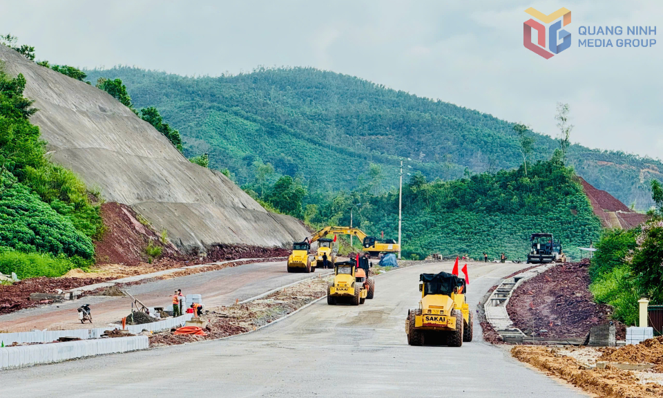 Tăng tốc thực hiện các dự án