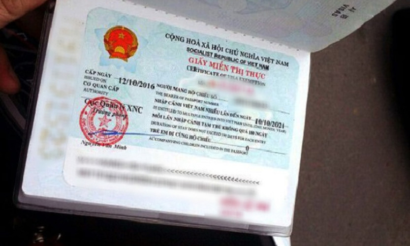 Giảm thời gian cấp Giấy miễn thị thực xuống còn 1 ngày