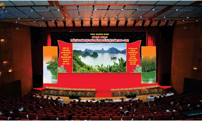 Chương trình nghệ thuật “Quảng Ninh – Dấu ấn thành tựu, niềm tin và khát vọng” diễn ra tối 25/9