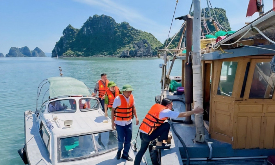 Thủ tướng chỉ đạo tập trung triển khai công tác ứng phó siêu bão số 9 (Ragasa)