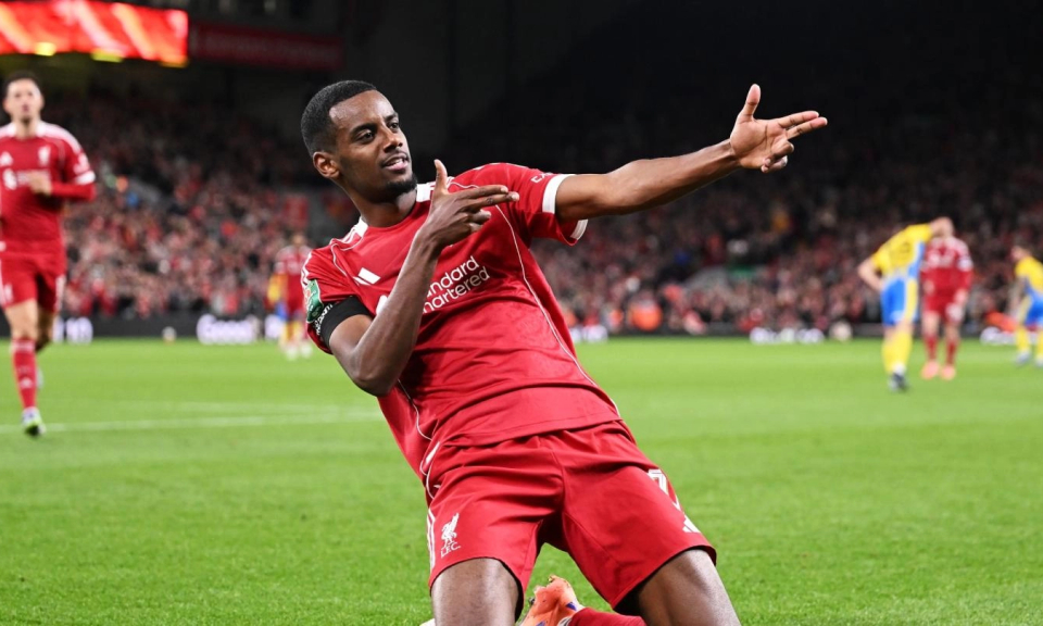 Tân binh 145 triệu euro ghi bàn đầu tiên cho Liverpool