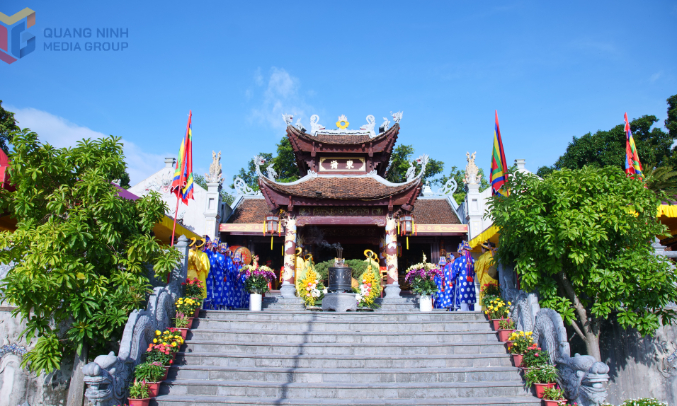 Cua Ong temple autumn festival 2025 opens