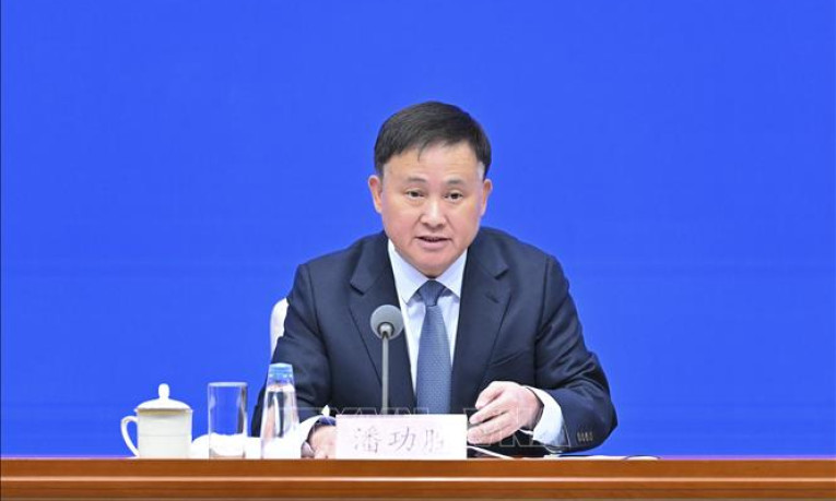 Trung Quốc thúc đẩy quốc tế hóa tiền tệ