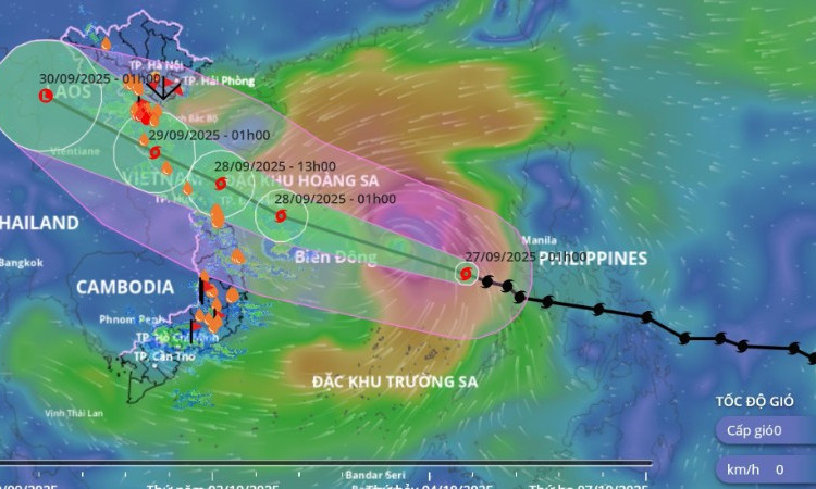 Bão số 10 (Bualoi) giật cấp 15, di chuyển rất nhanh, cách đặc khu Hoàng Sa khoảng 580km