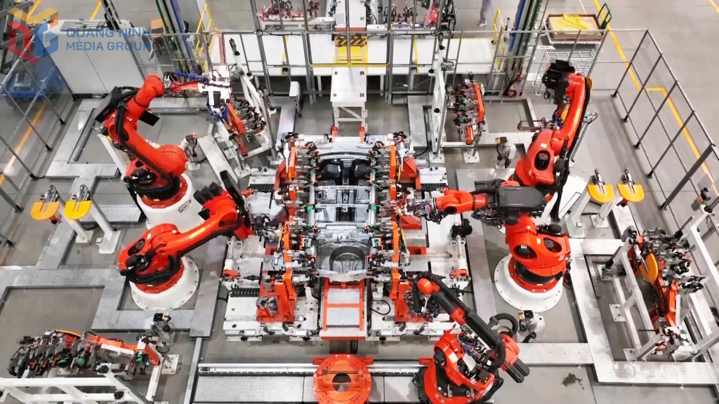 Hoạt động sản xuất tại Nhà máy Ô tô Thành Công Việt Hưng.