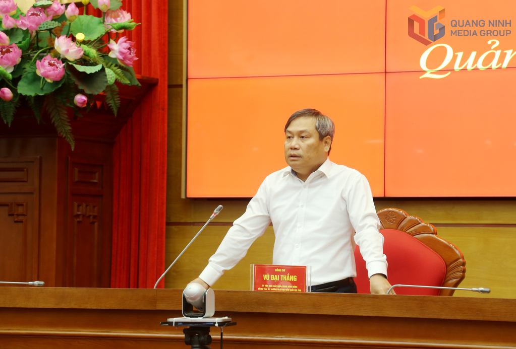 Đồng chí Vũ Đại Thắng, Ủy viên Trung ương Đảng, Bí thư Tỉnh ủy, Trưởng Đoàn ĐBQH tỉnh, phát biểu chỉ đạo tại phiên họp BCĐ cấp tỉnh.