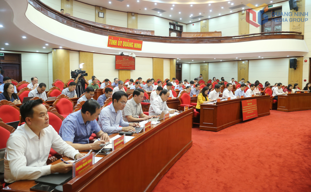 Các đại biểu tham dự hội nghị tại điểm cầu trung tâm.