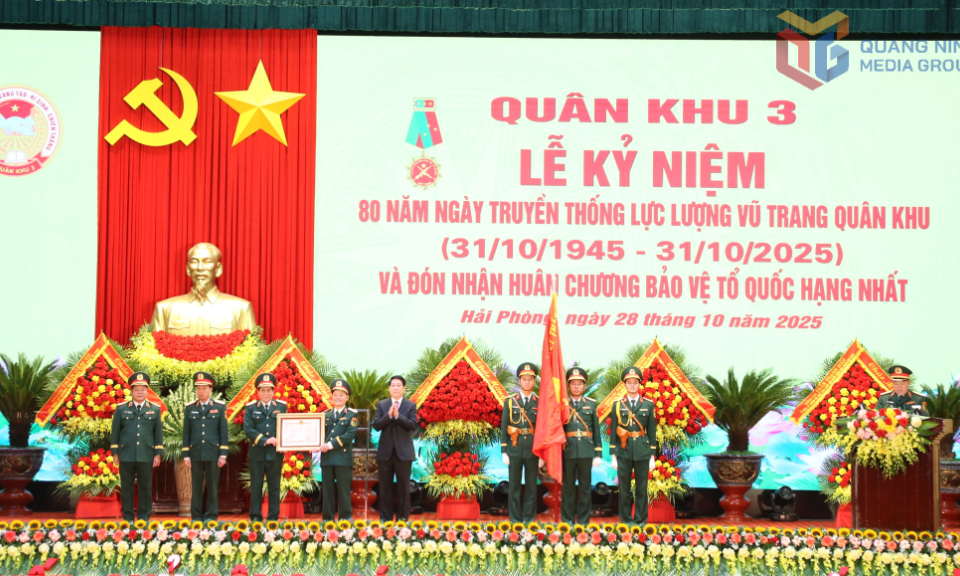 Chủ tịch nước Lương Cường dự Lễ kỷ niệm 80 năm Ngày truyền thống lực lượng vũ trang Quân khu 3