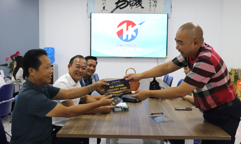 “Hạ Long concert 2025” thu hút đông đảo du khách