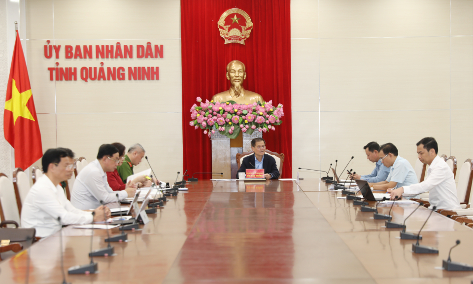 Chủ tịch UBND tỉnh nghe báo cáo công tác nội chính, xây dựng hoàn thiện thể chế và cải cách tư pháp