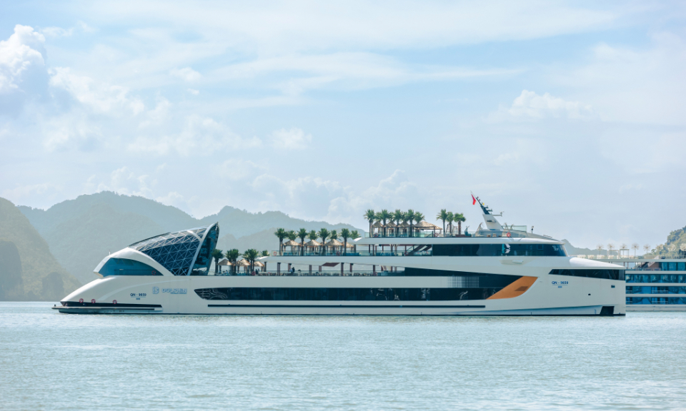 Grand launch of a world-class entertainment cruise on Ha Long Bay