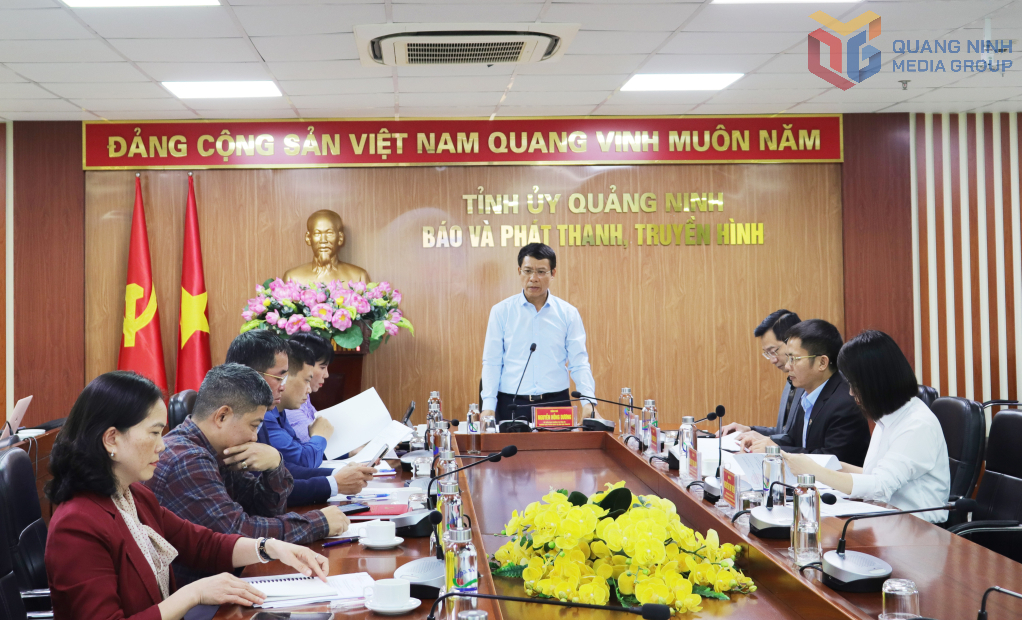 Chấm chung khảo Giải Búa liềm vàng tỉnh Quảng Ninh lần thứ VI – năm 2025
