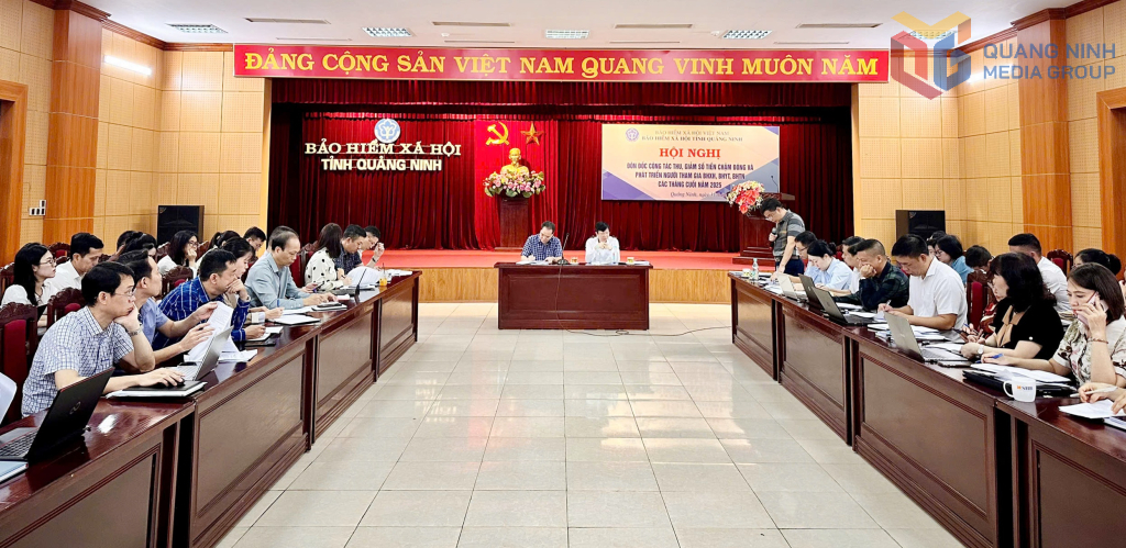 BHXH tỉnh tổ chức hội nghị đôn đốc công tác thu, giảm số tiền chậm đóng và phát triển người tham gia BHXH, BHYT, BHTN những tháng cuối năm 2025.