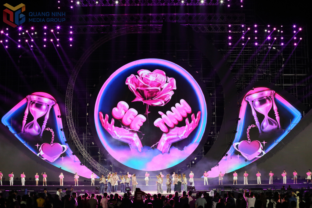 Rực Rỡ Đại Nhạc Hội "Quảng Ninh - Đất Mỏ Anh Hùng"