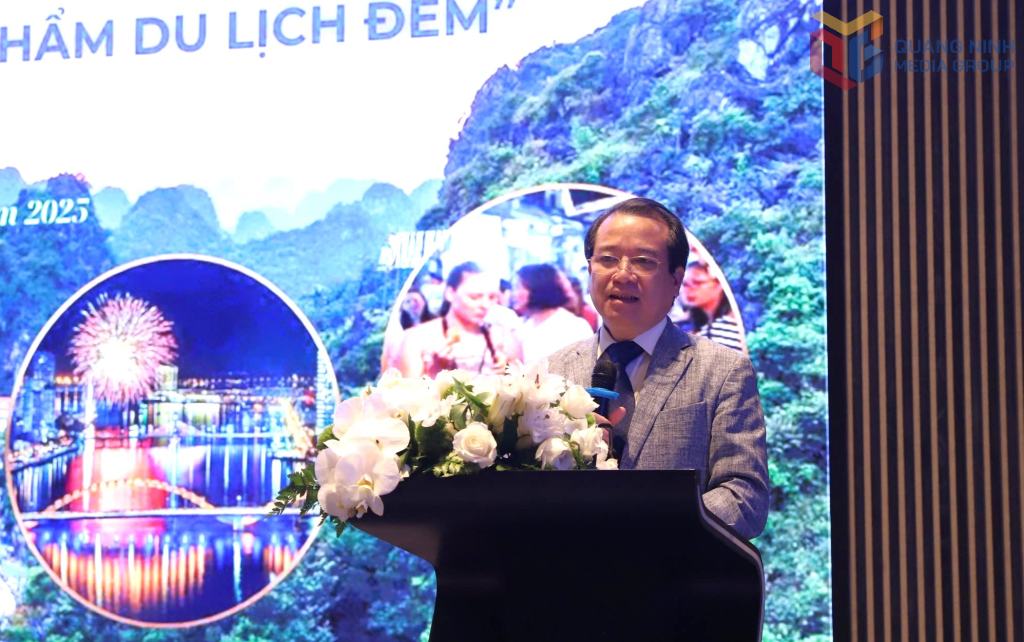 TS. Hà Văn Siêu, Phó Cục trưởng, Cục Du lịch Quốc gia Việt Nam phát biểu ý kiến.