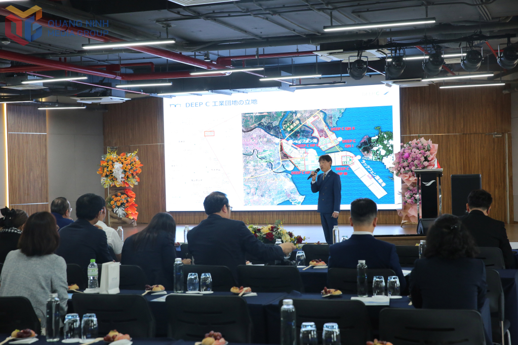 Đoàn đại biểu Nhật Bản